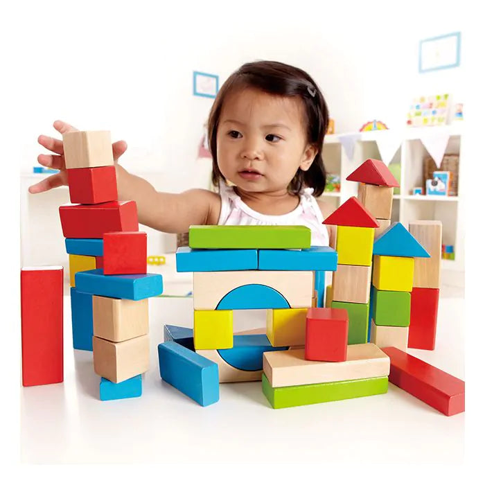 Kleurrijke houten bouwblokken